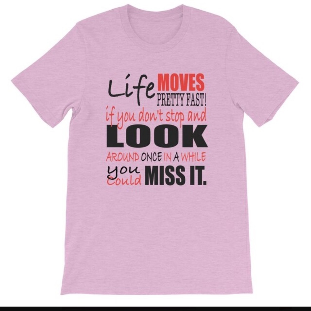 NWT life moves fast T-Shirt in Pink